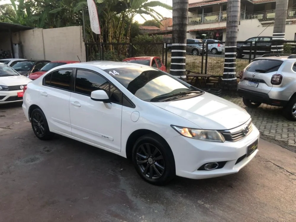Honda Civic Sedan LXS 1.8/1.8 Flex 16V Aut. 4p