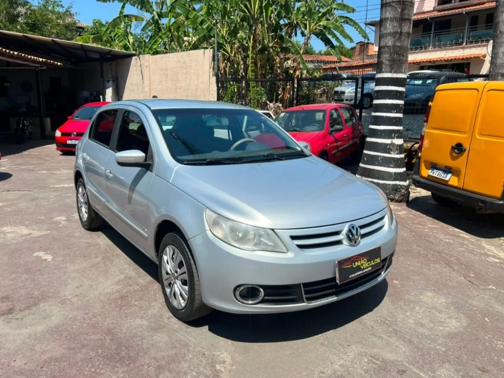 VW - VolksWagen Gol (novo) 1.0 Mi Total Flex 8V 4p