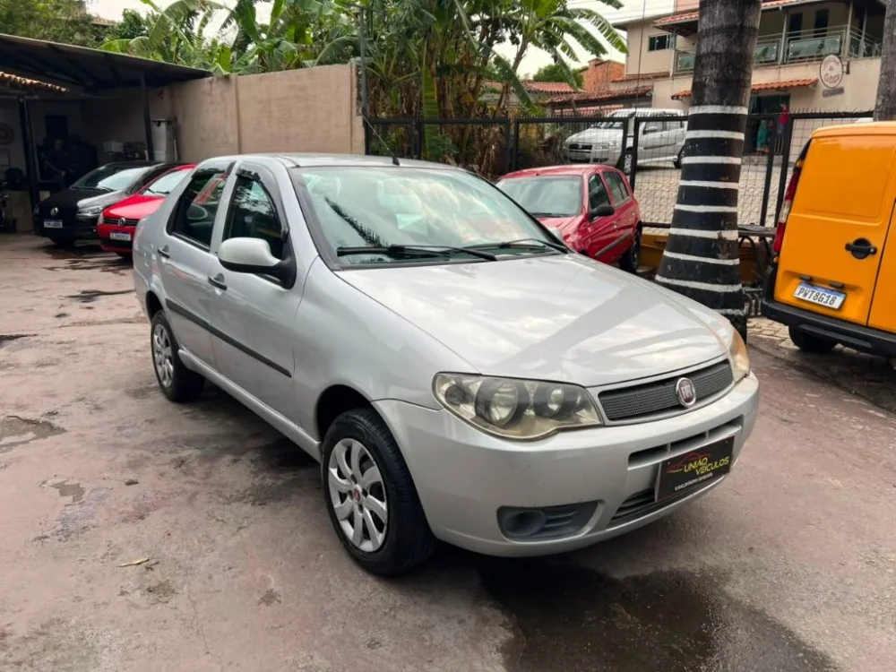 Fiat Siena Celebration 1.0 Fire Flex 8V 4p